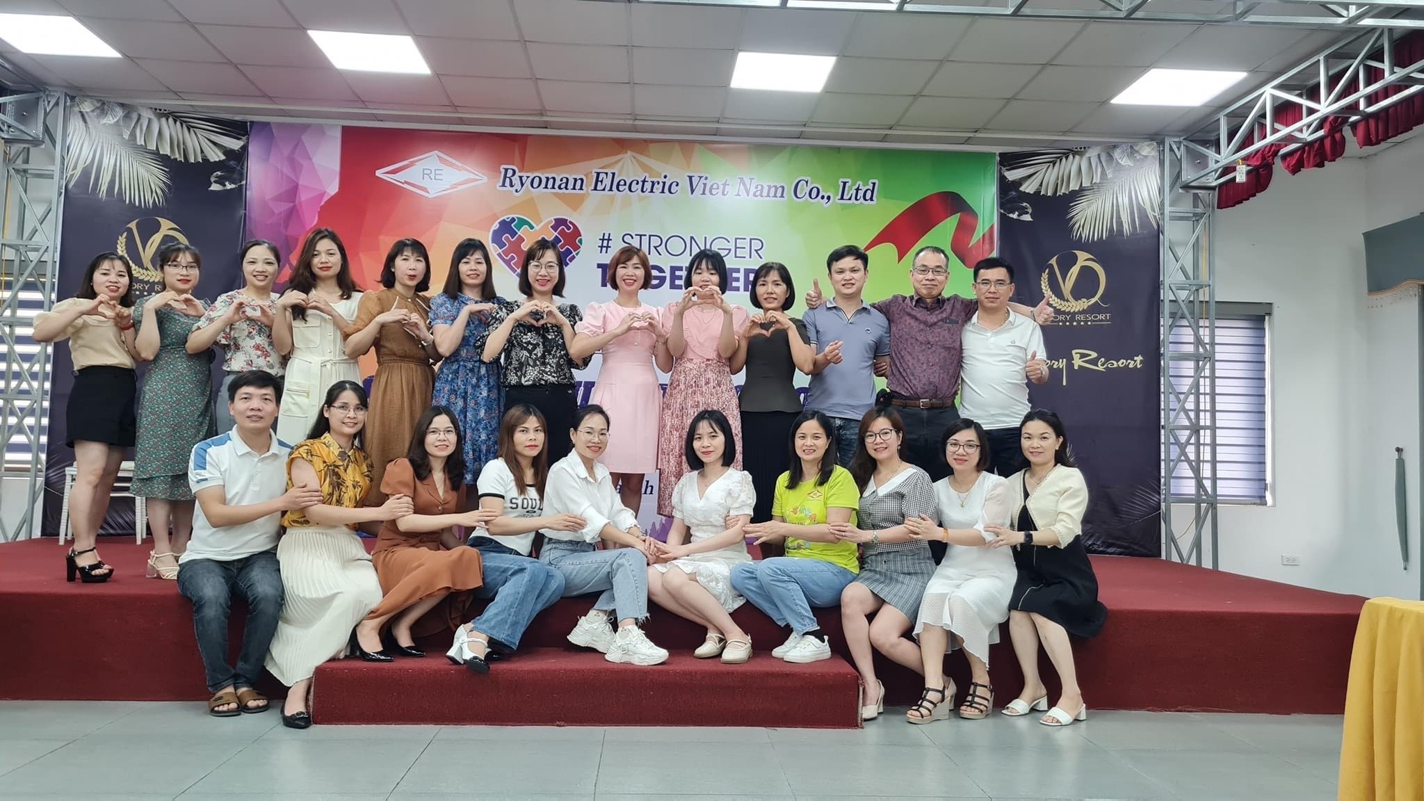 MANAGEMENT TRAINING & TEAM BUILDING 2023