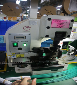 CRIMPPING MACHINE: 26 PCS
